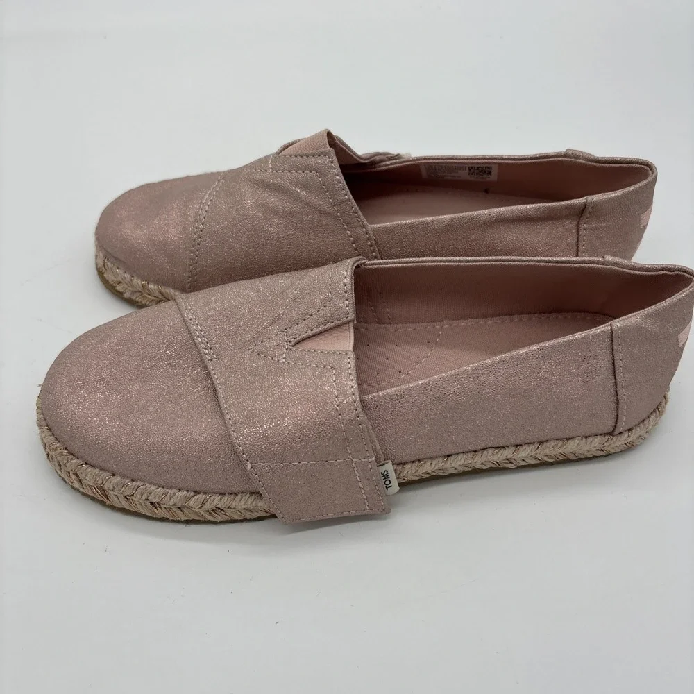 TOMS GLITTER YOUTH CLASSICS PINK GIRLS SLIP ON SHOES SIZE 3.5‎ NWOB CASUAL